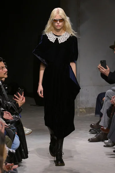 Look 29